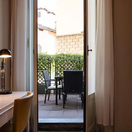 Crocetta Turandot One Bed 1st Floor - Mirable Pm * Milan
