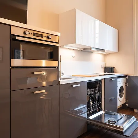 Crocetta Turandot One Bed 1st Floor - Mirable Pm Apartment *